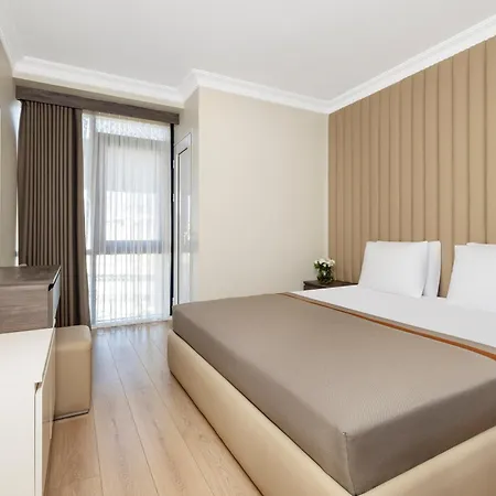 Hotell Mayar 5*